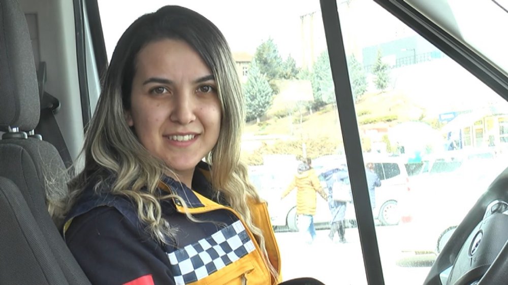 Nevşehir'in ilk ve tek kadın ambulans şoförü oldu.
